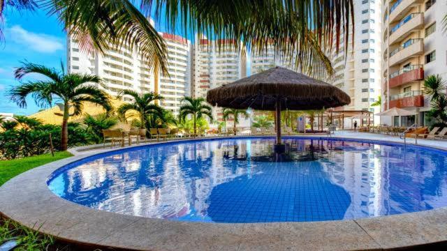 Wyndham Olimpia Royal Hotels Екстер'єр фото The pool at the resort