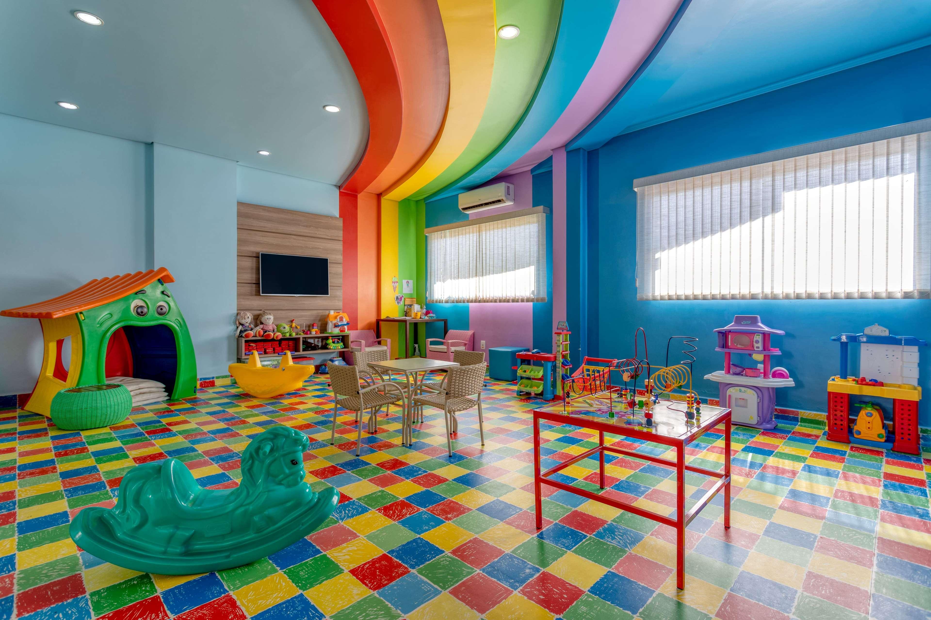 Wyndham Olimpia Royal Hotels Екстер'єр фото A nursery in Thailand