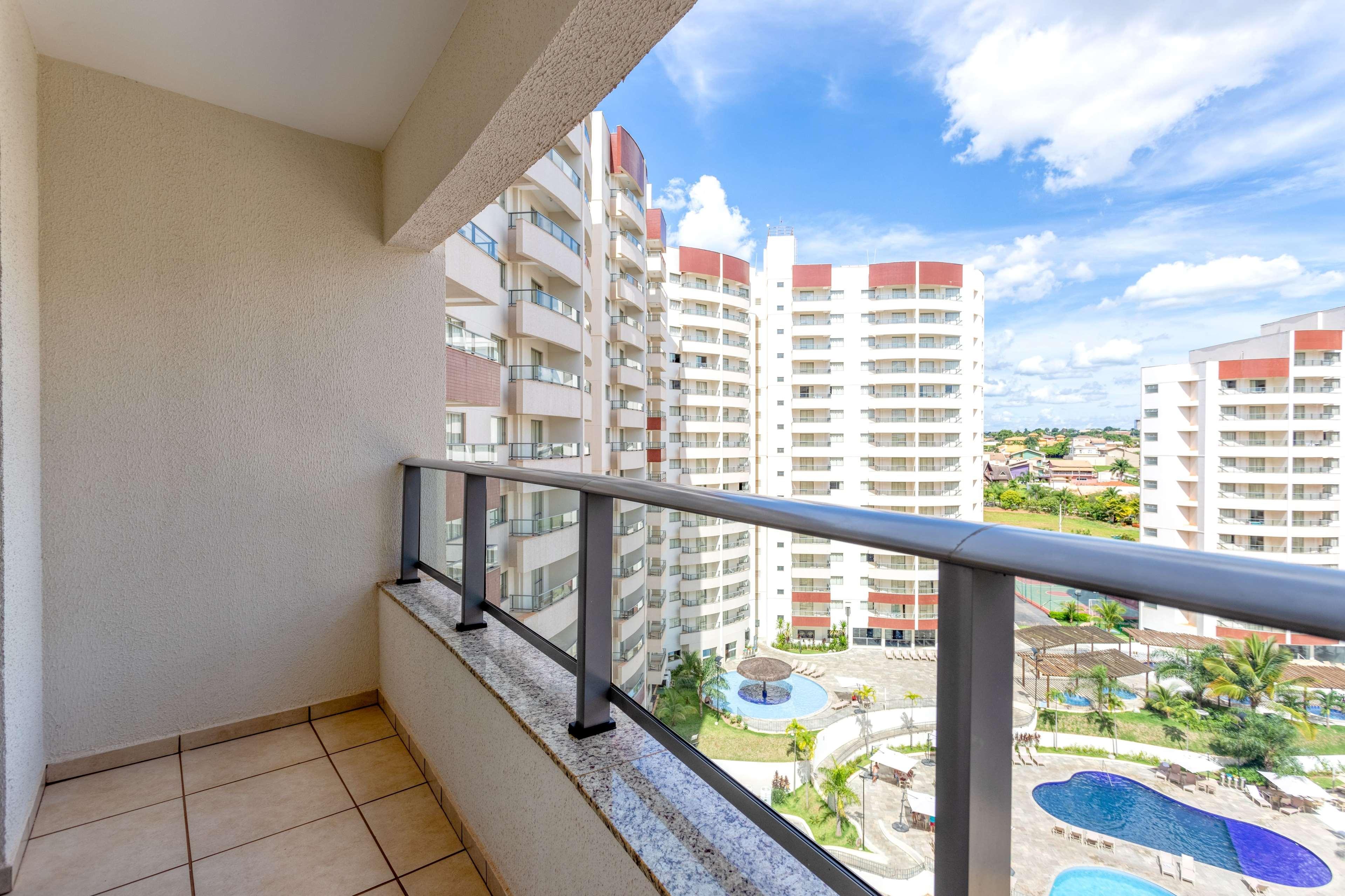 Wyndham Olimpia Royal Hotels Екстер'єр фото A balcony in a condominium in Brazil