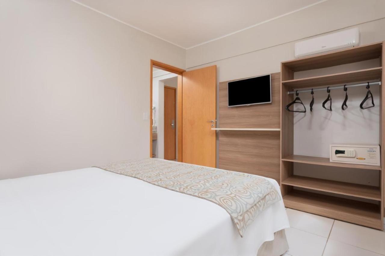 Wyndham Olimpia Royal Hotels Екстер'єр фото A room at the hotel