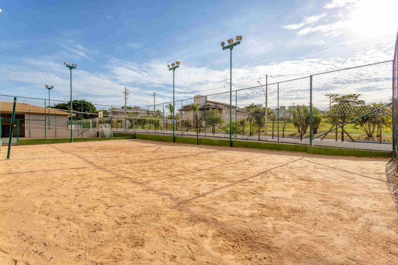 Wyndham Olimpia Royal Hotels Екстер'єр фото A beach tennis court in Rio de Janeiro, Brazil